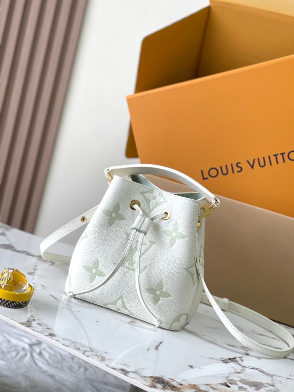 LV