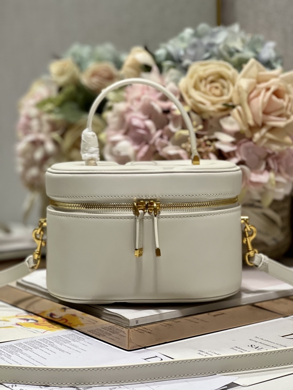 Dior Dior