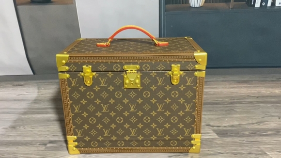 Draw-bar box