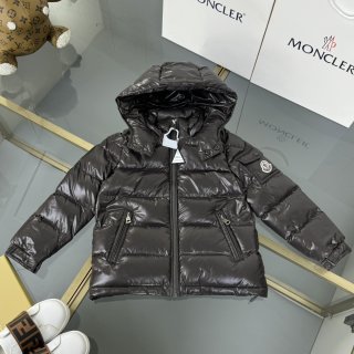 Down jackets C