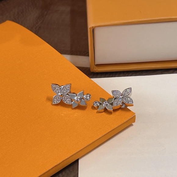 Earrings&Ear studs