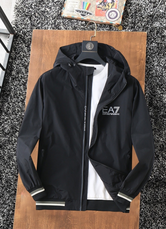 Hoodies & Sweatshirts Hoodies & Sweatshirts