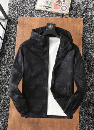 Hoodies & Sweatshirts Hoodies & Sweatshirts