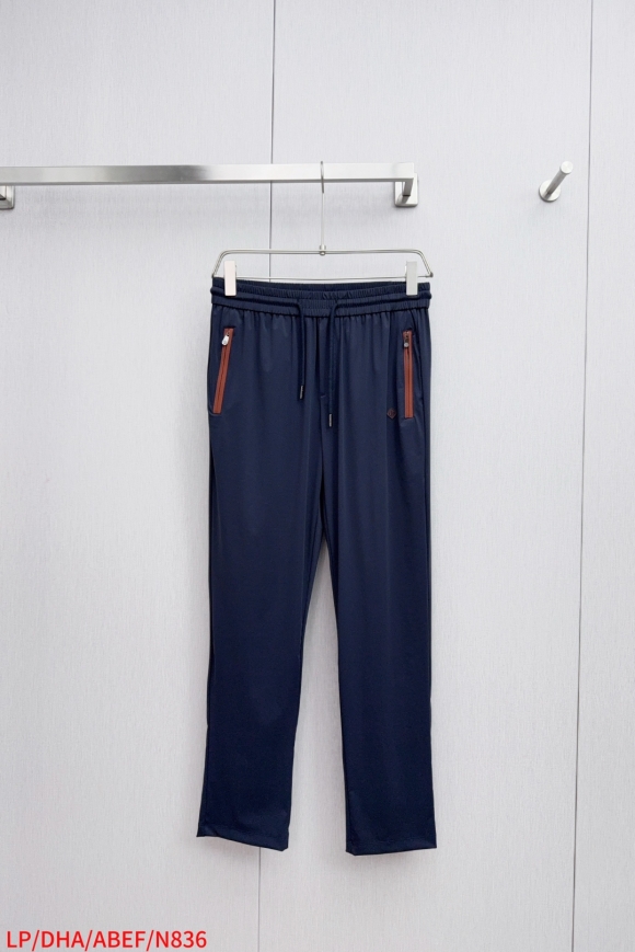 Leisure suit Leisure suit