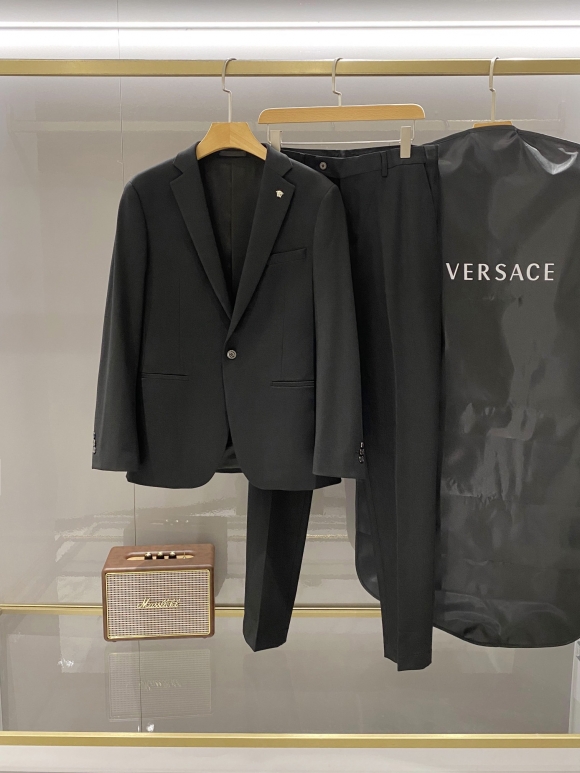Suit Suit