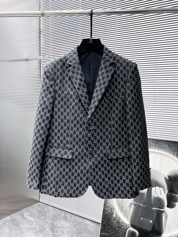 Suit