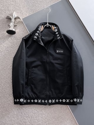 Hoodies & Sweatshirts Hoodies & Sweatshirts