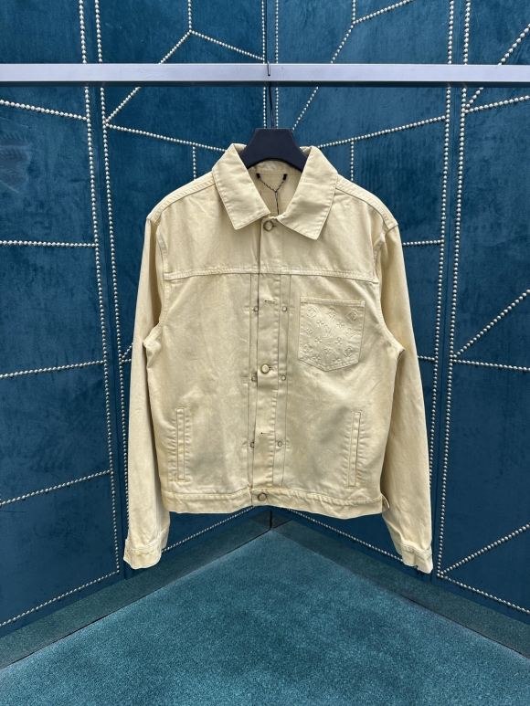 Coats & Jackets Coats & Jackets