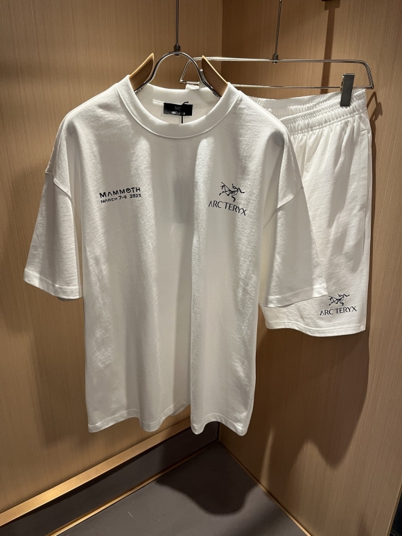 Leisure suit Leisure suit