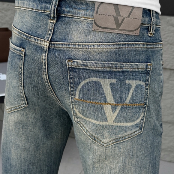 jeans jeans