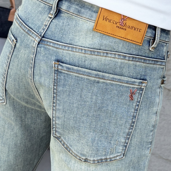 jeans jeans