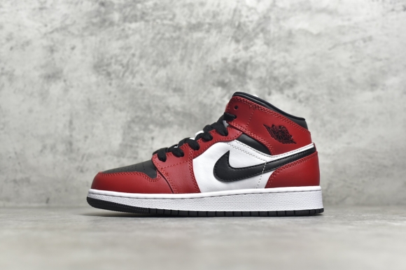 AirJordan1MidSHOES