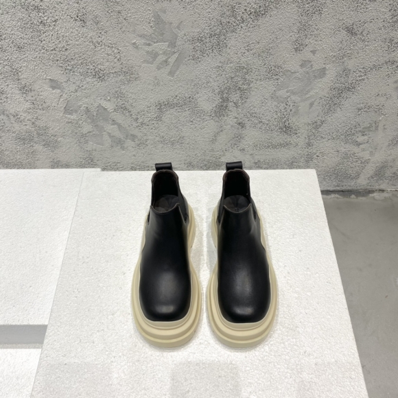 BVSHOES
