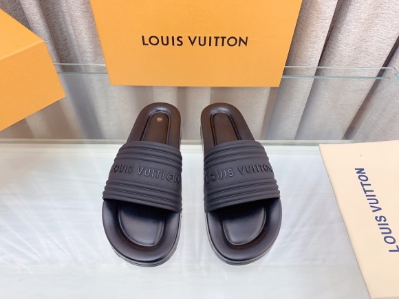 Slippers Slippers