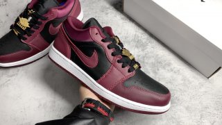 AirJordan1LowSHOES