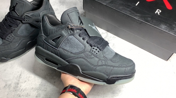 AirJordan4SHOES