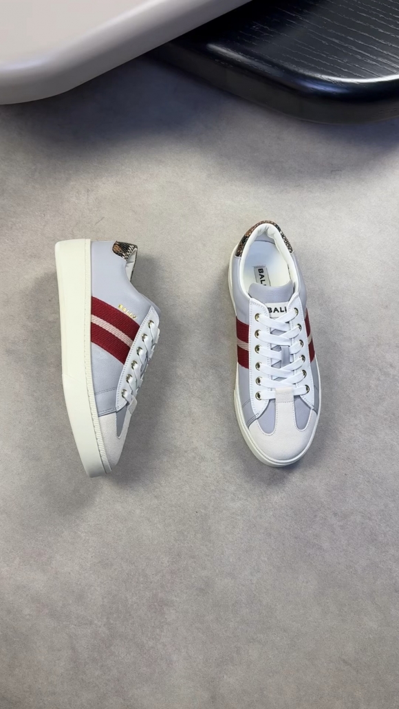 BallySHOES