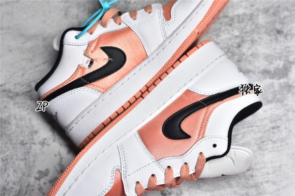 AirJordan1LowSHOES