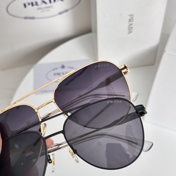 Prada-5