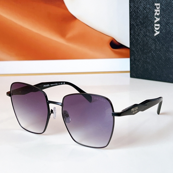 Prada-5