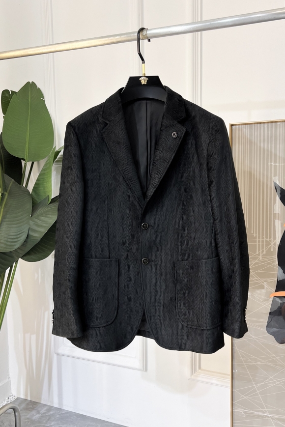 Suit Suit