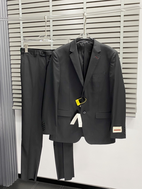 Suit Suit