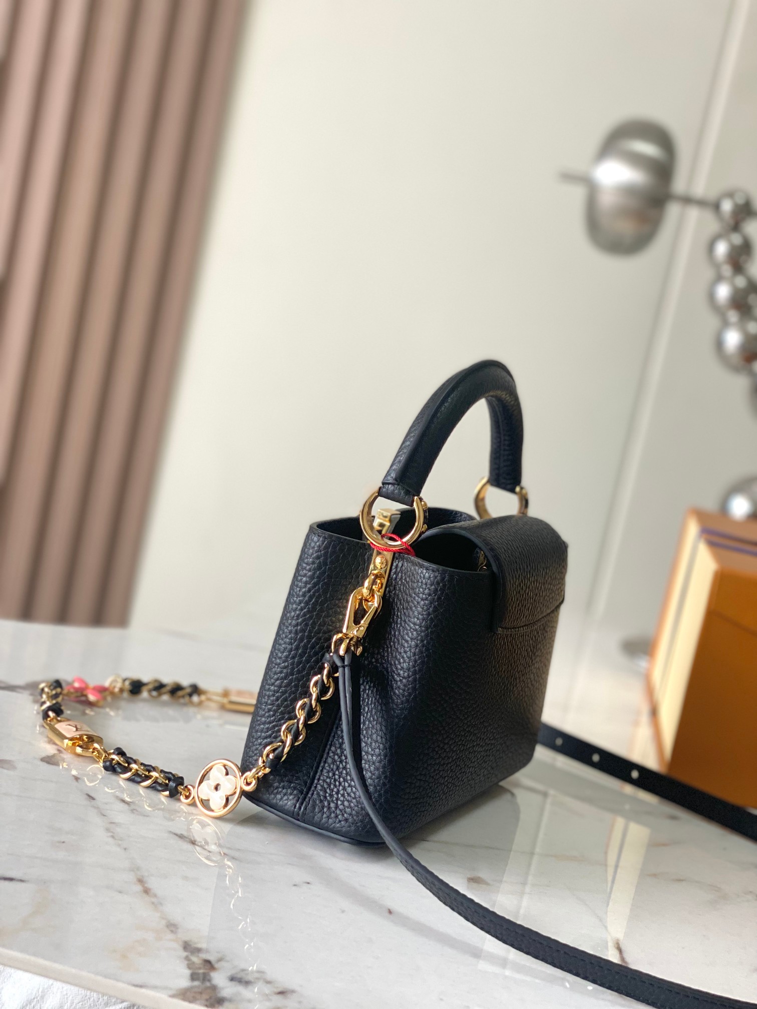 LV