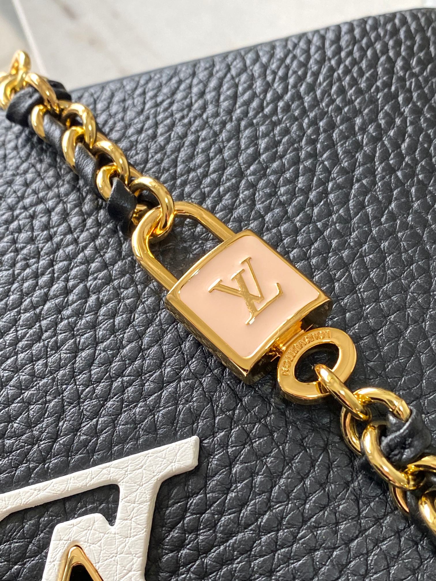 LV