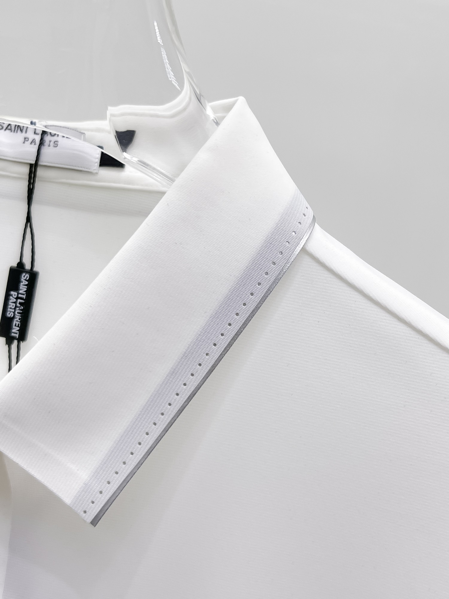 Polos