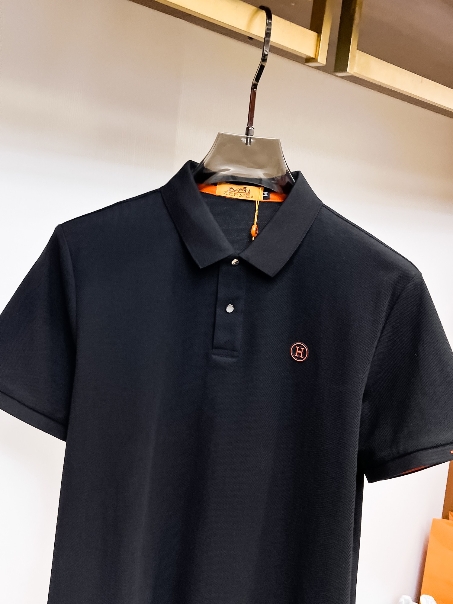 Polos