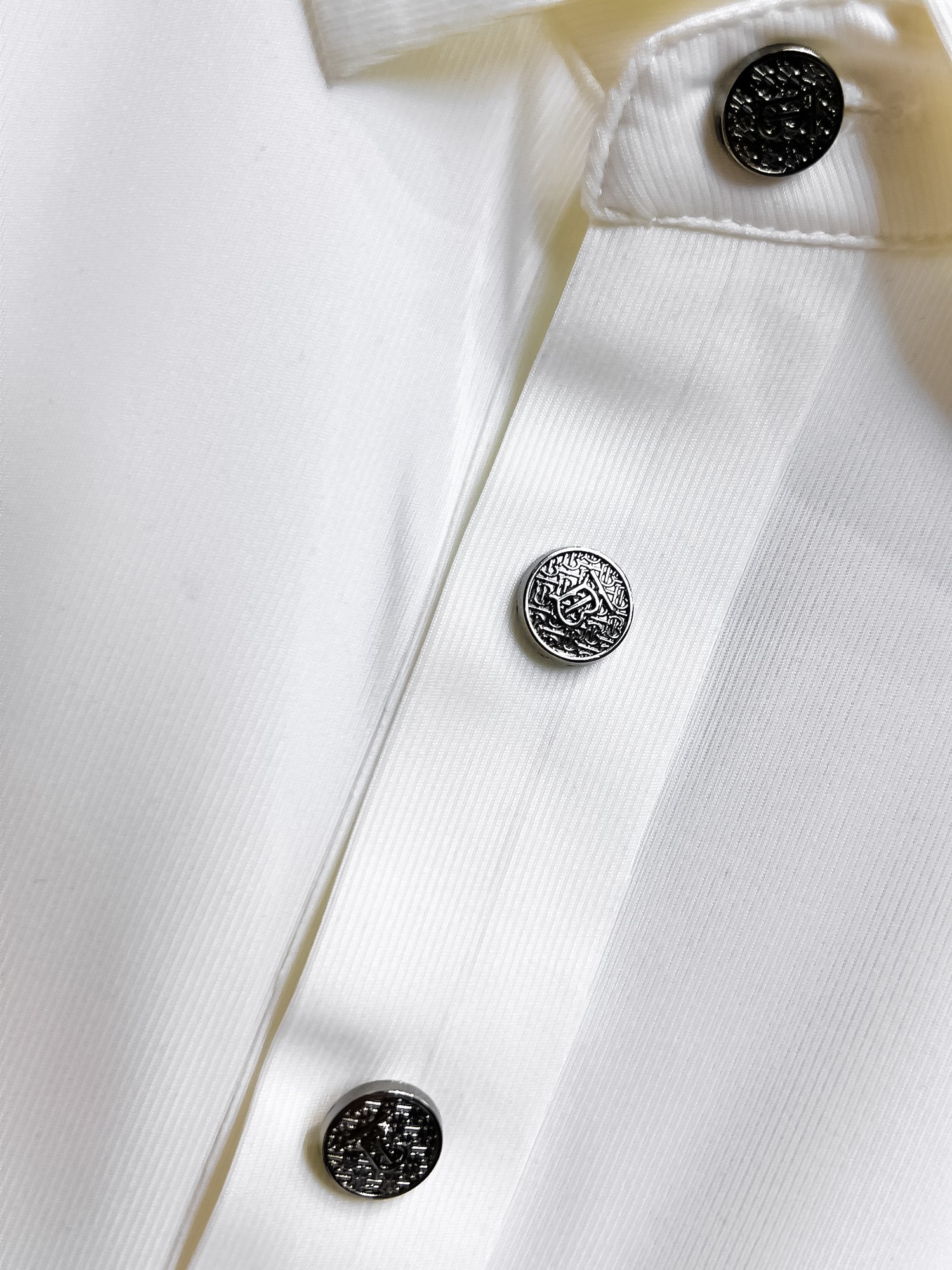 Polos
