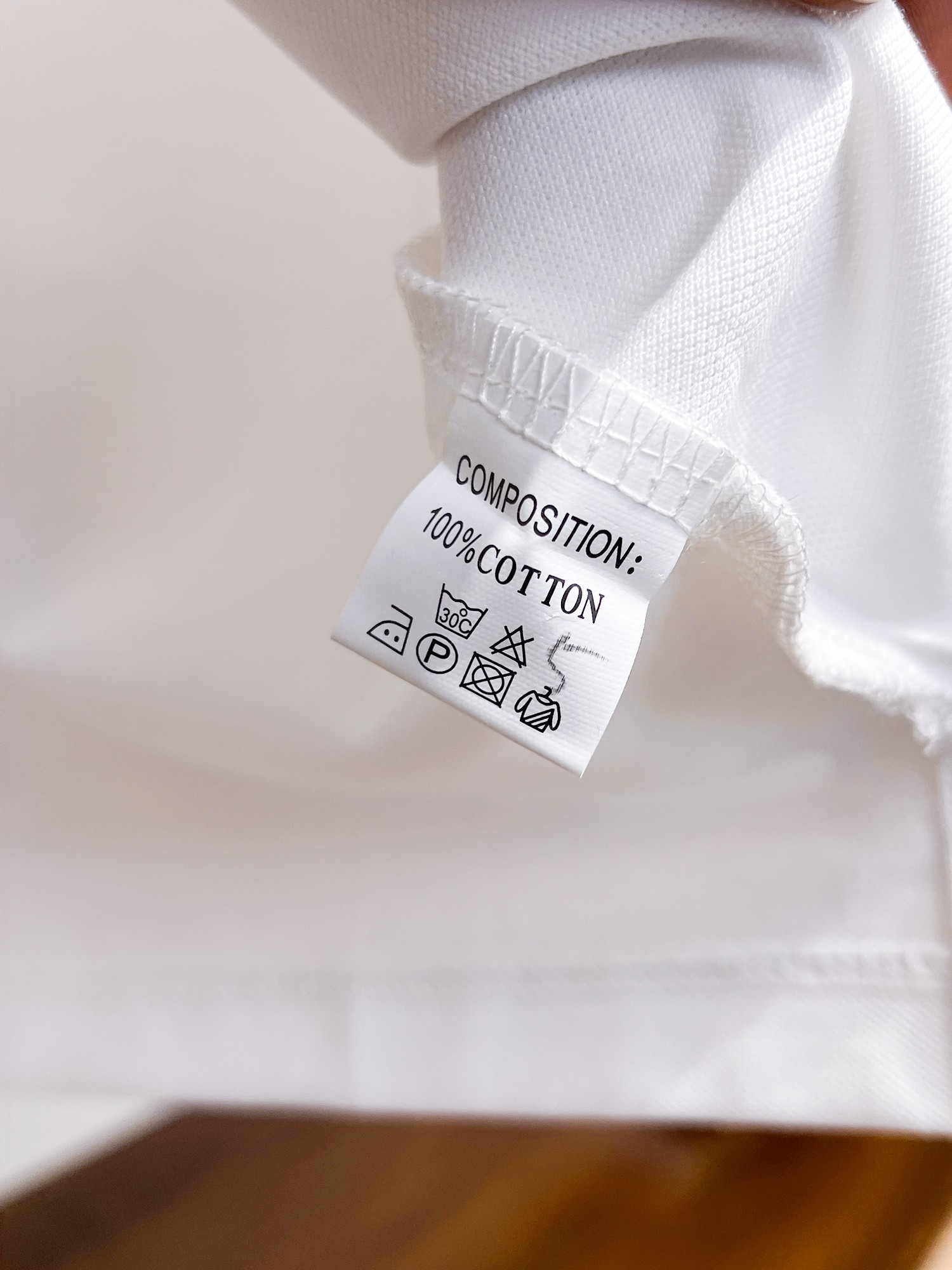Polos
