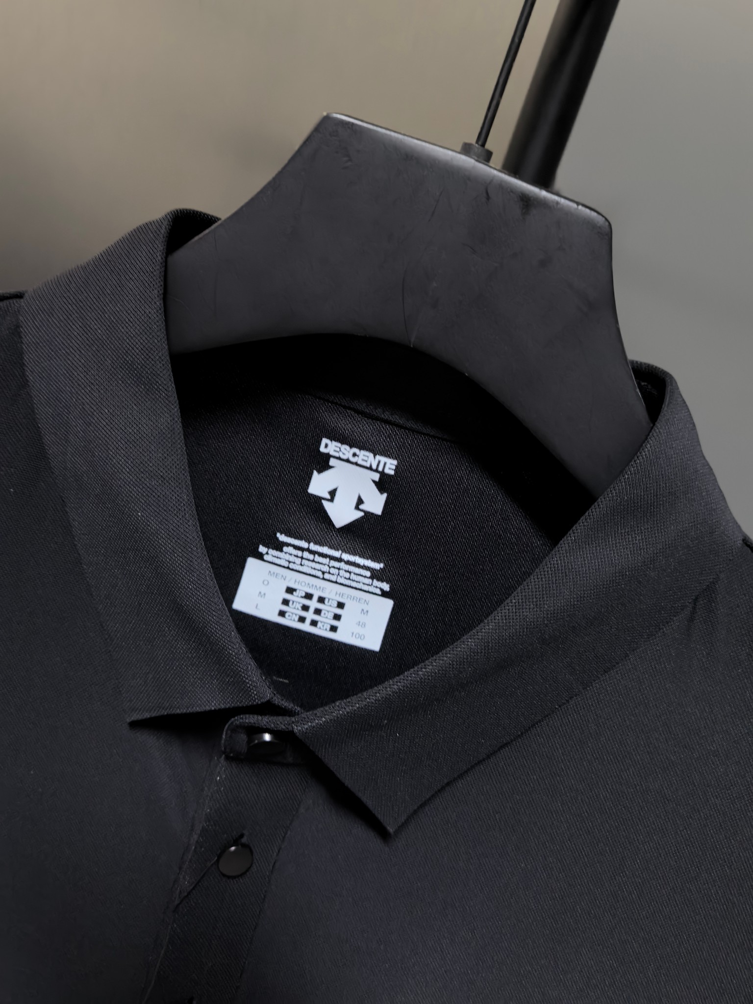 Polos