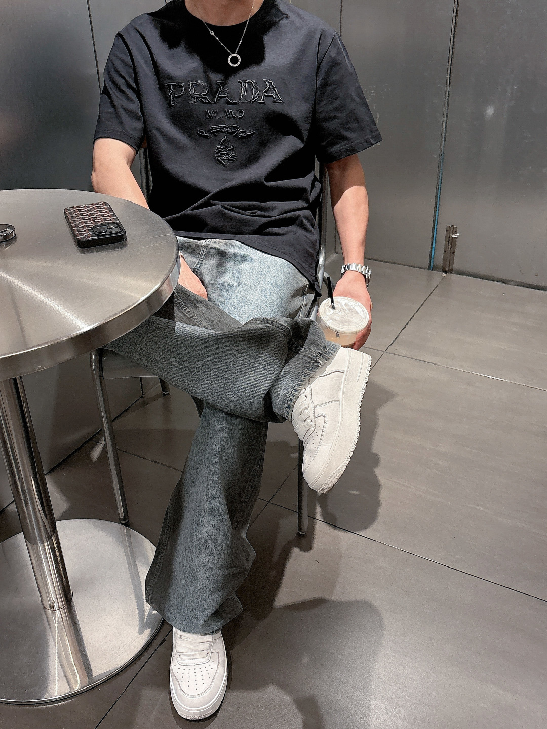 jeans