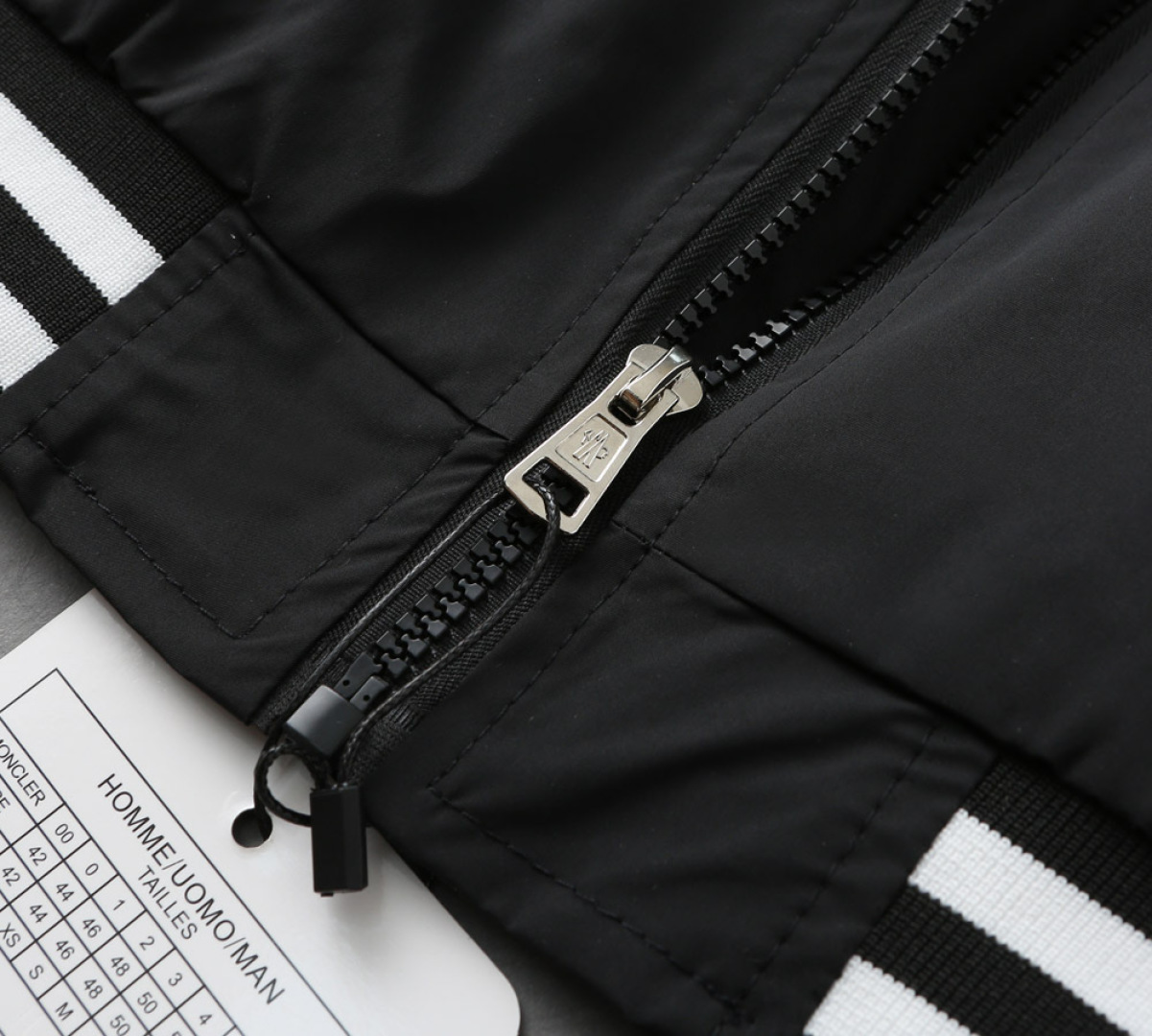 Hoodies & Sweatshirts