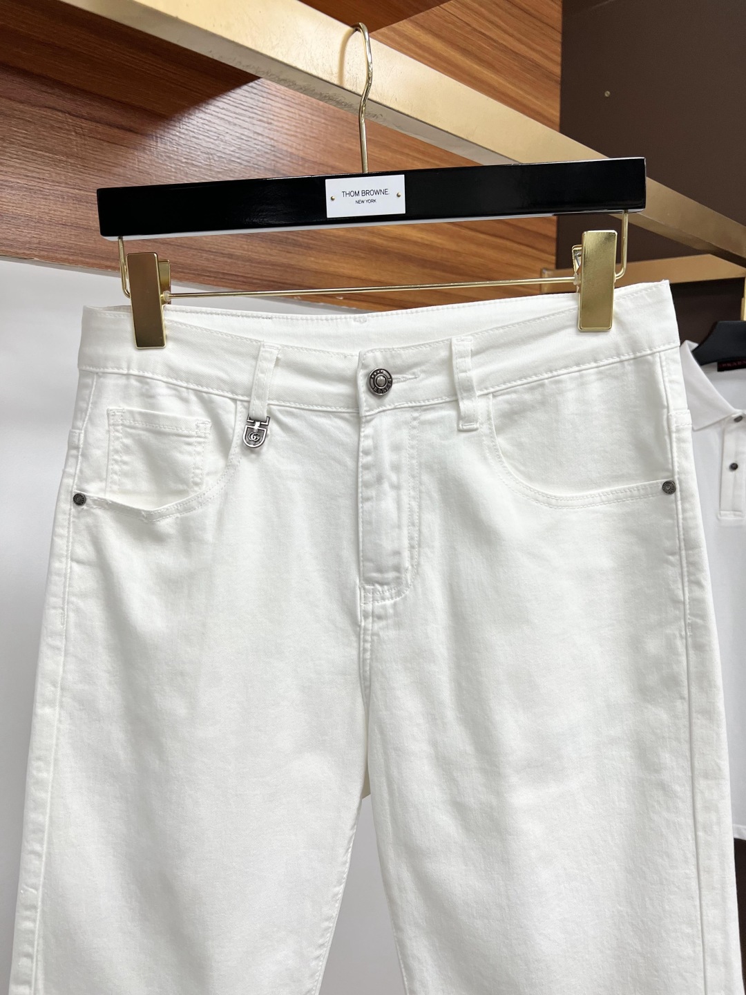 jeans