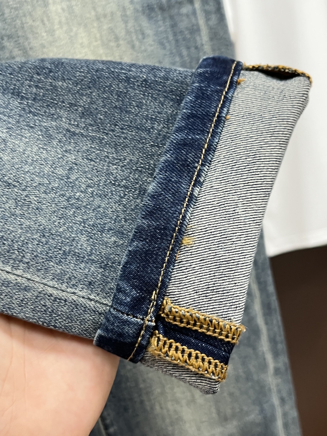 jeans