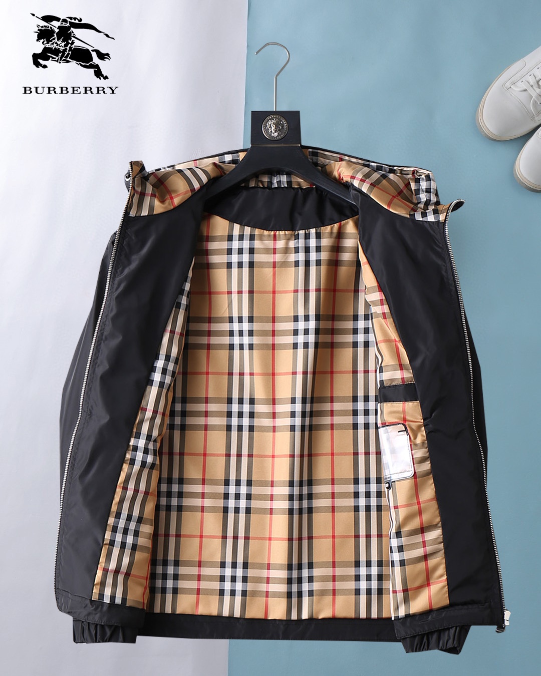 Hoodies & Sweatshirts