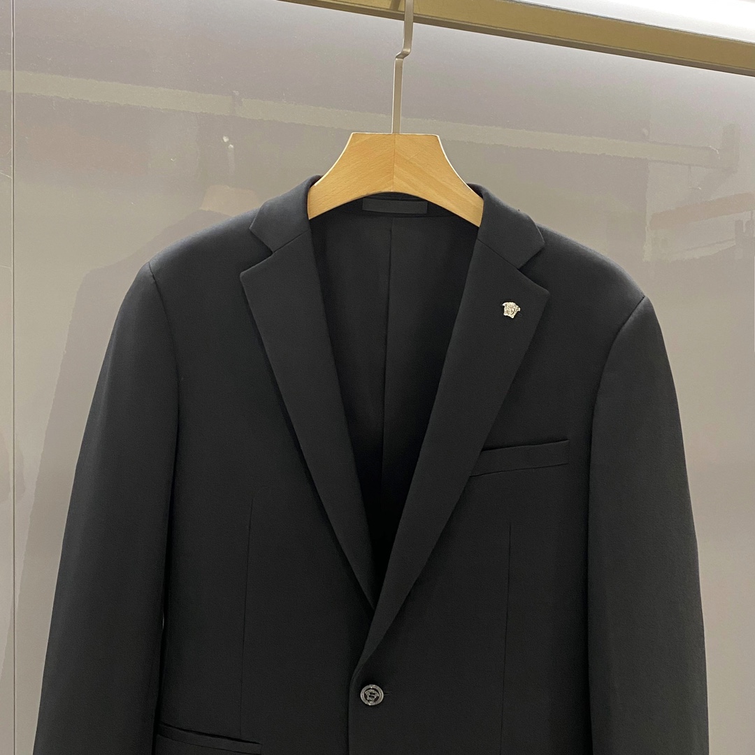 Suit