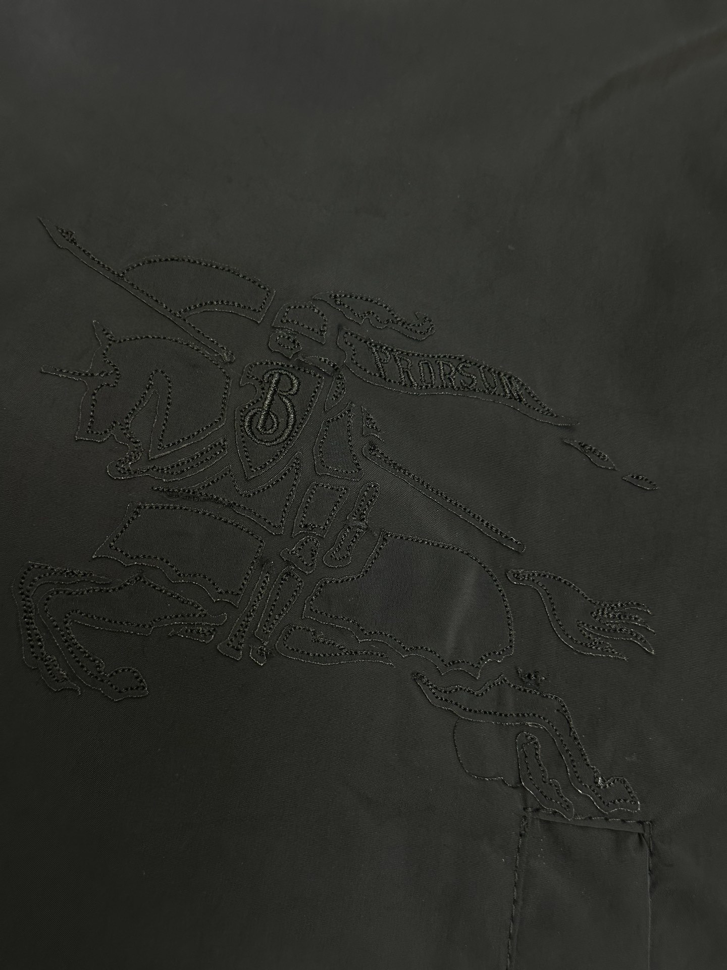 Hoodies & Sweatshirts