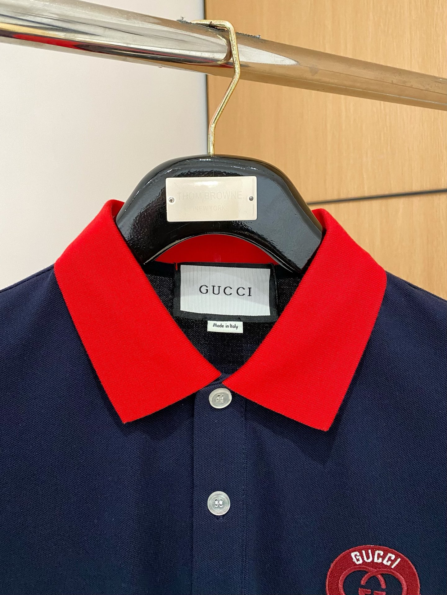 Polos