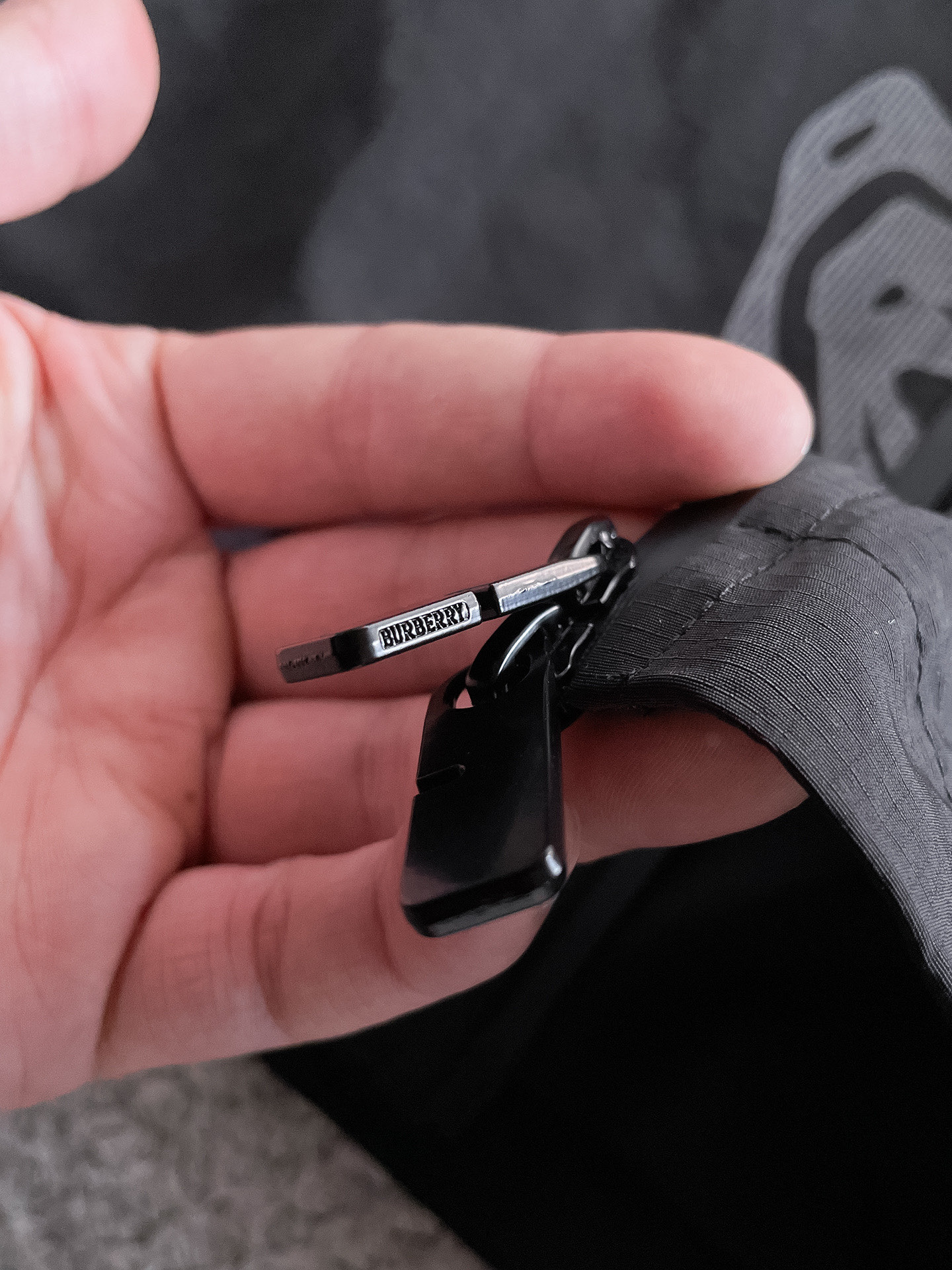 Hoodies & Sweatshirts