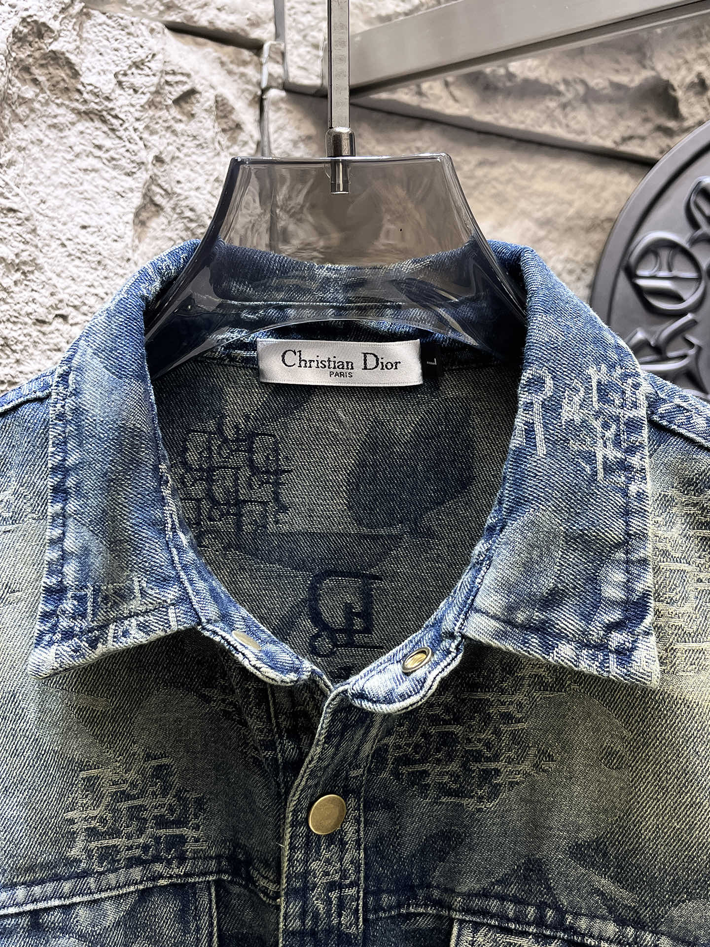Coats & Jackets