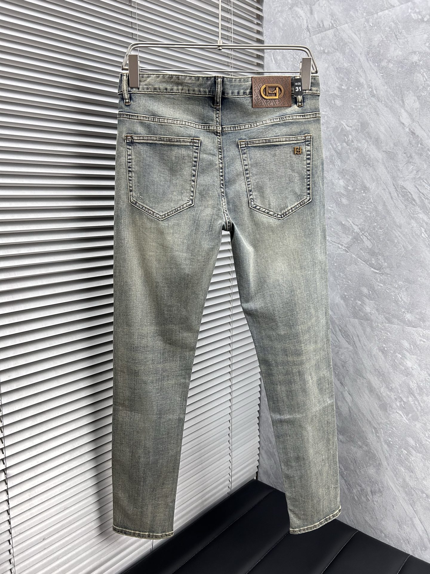 jeans