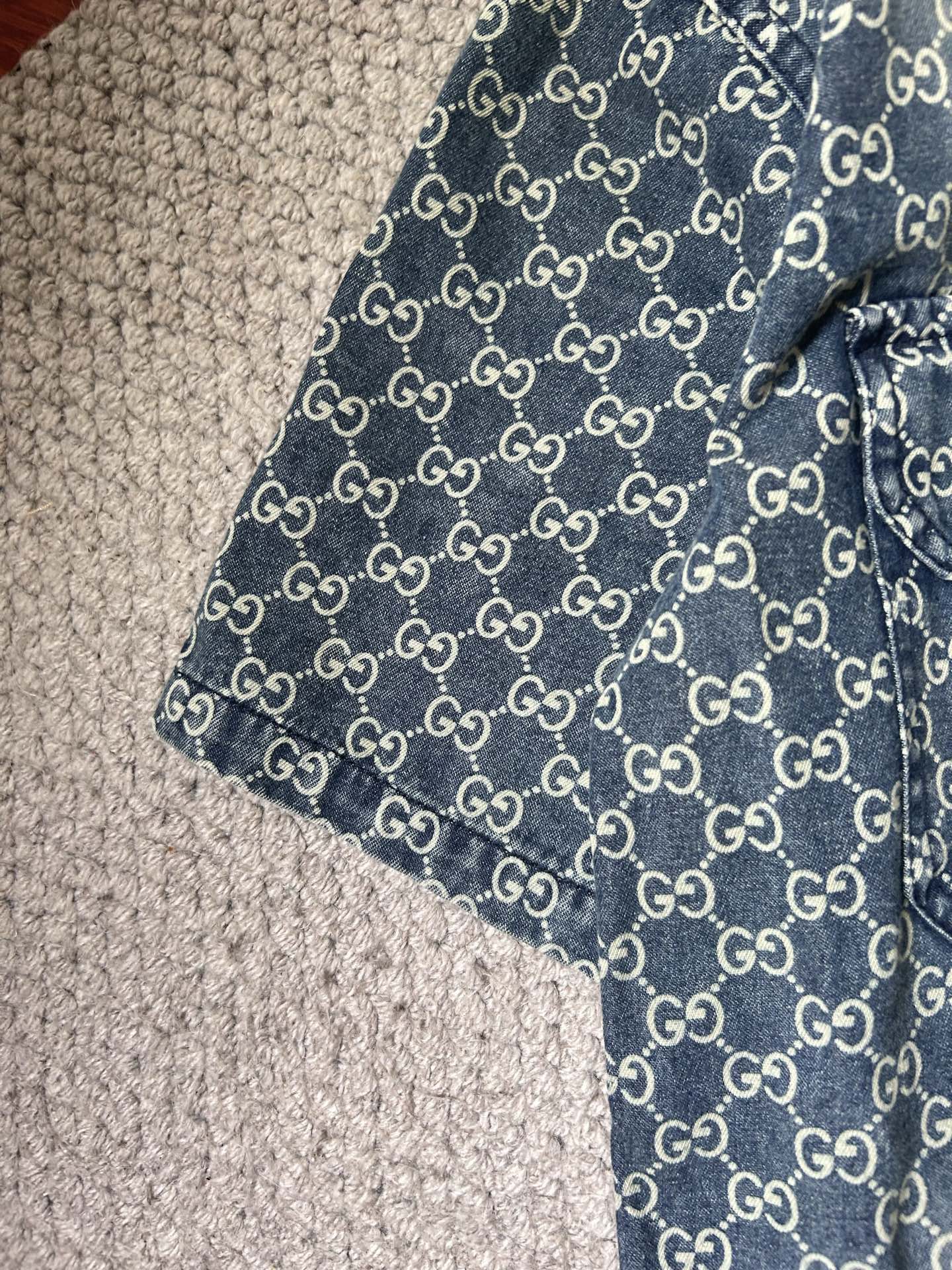 Coats & Jackets