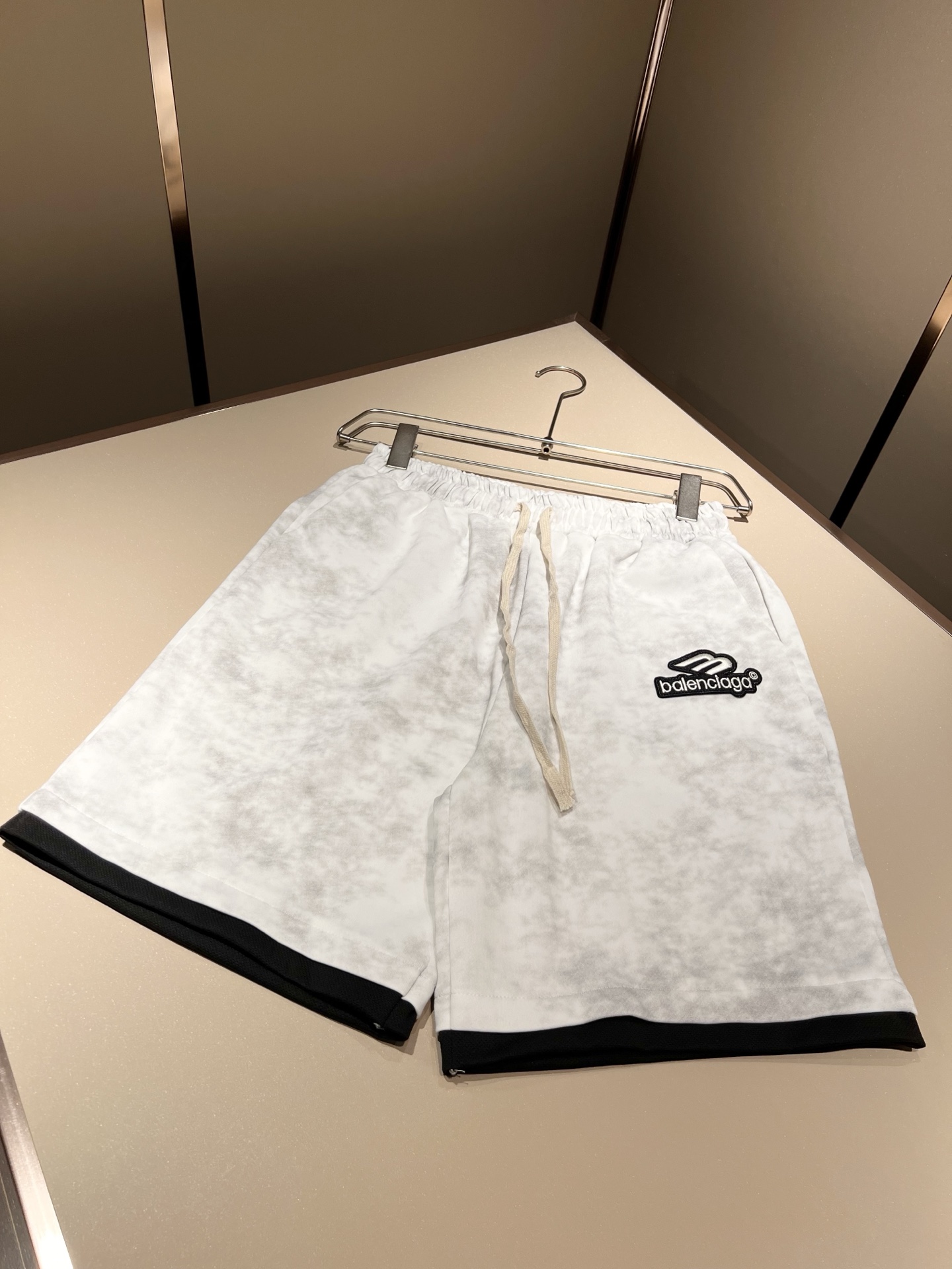 Leisure suit