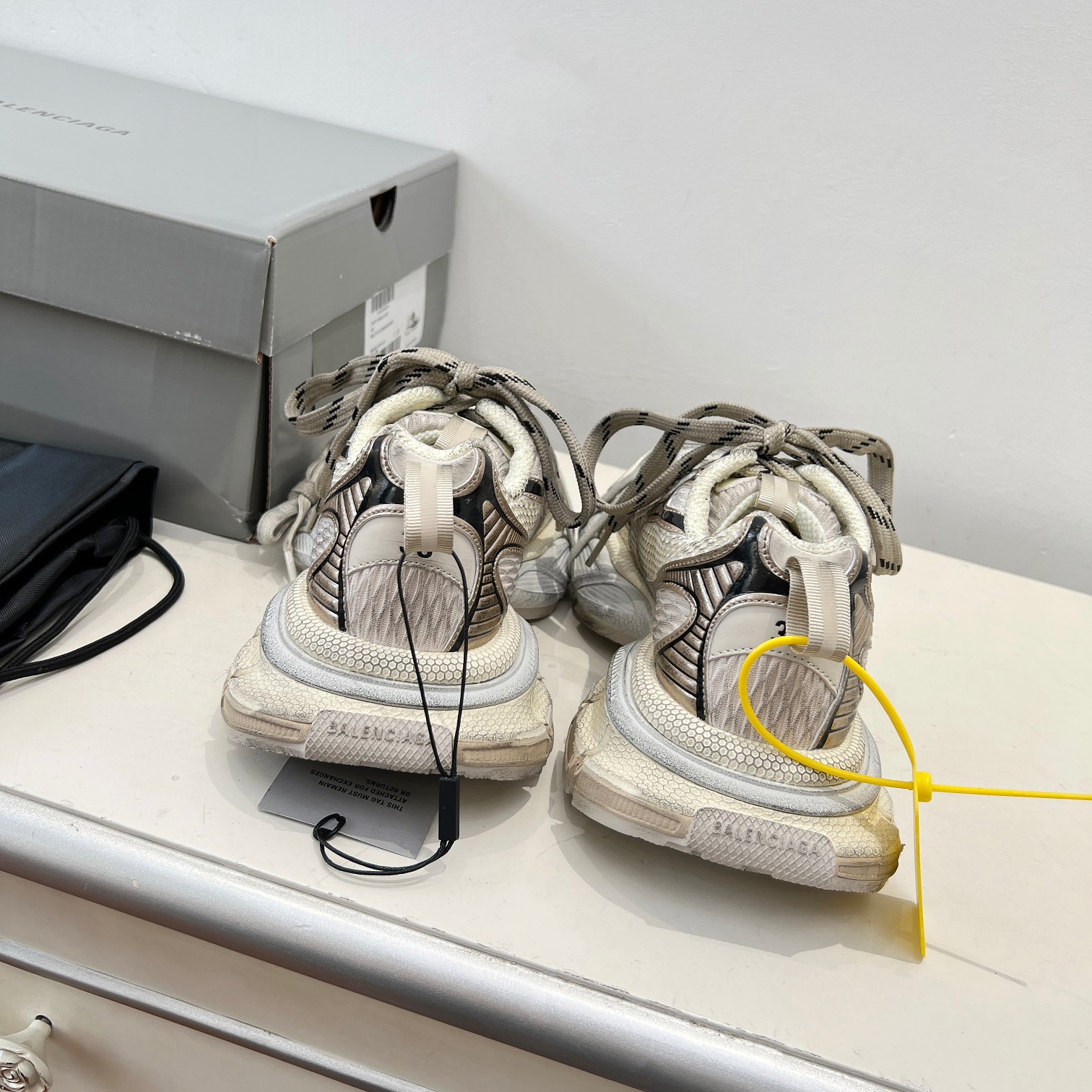 BalenciagaSHOES