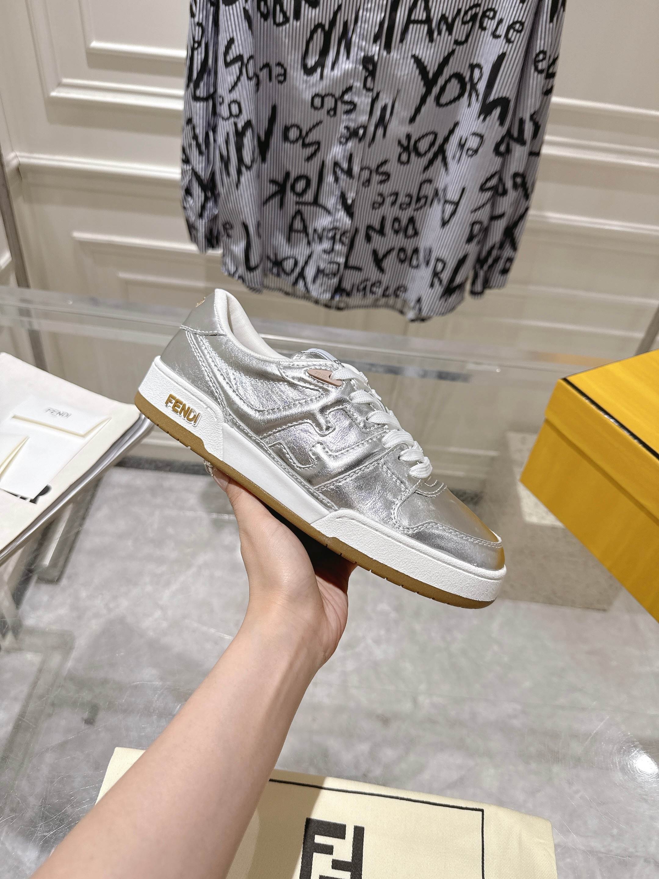 FendiSHOES