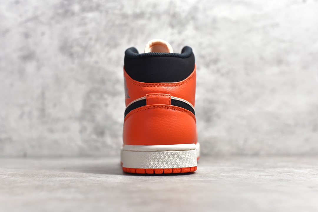 AirJordan1MidSHOES