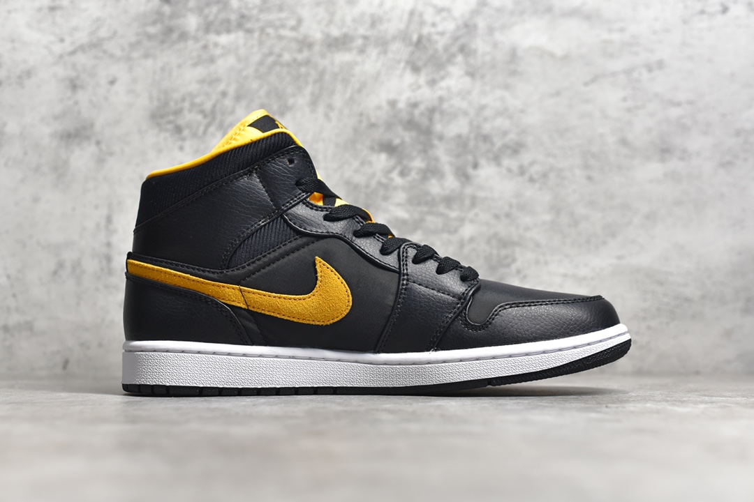 AirJordan1MidSHOES